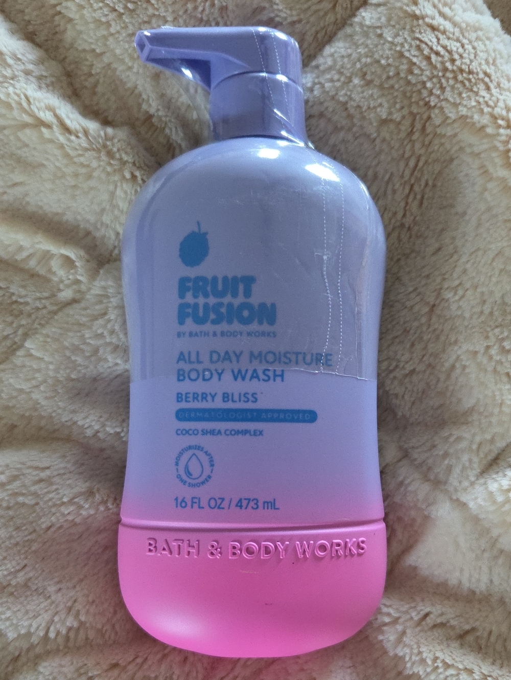 Bath & Body Works Fruit Fusion Berry Bliss Body Wash - Purple to Pink Bottle²